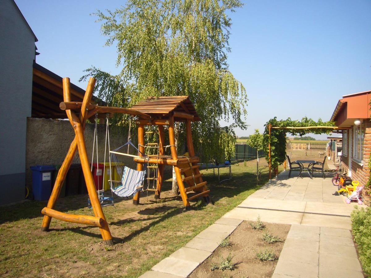 Vinny Dom - Rumcajz - Borhaz Obid Exterior photo