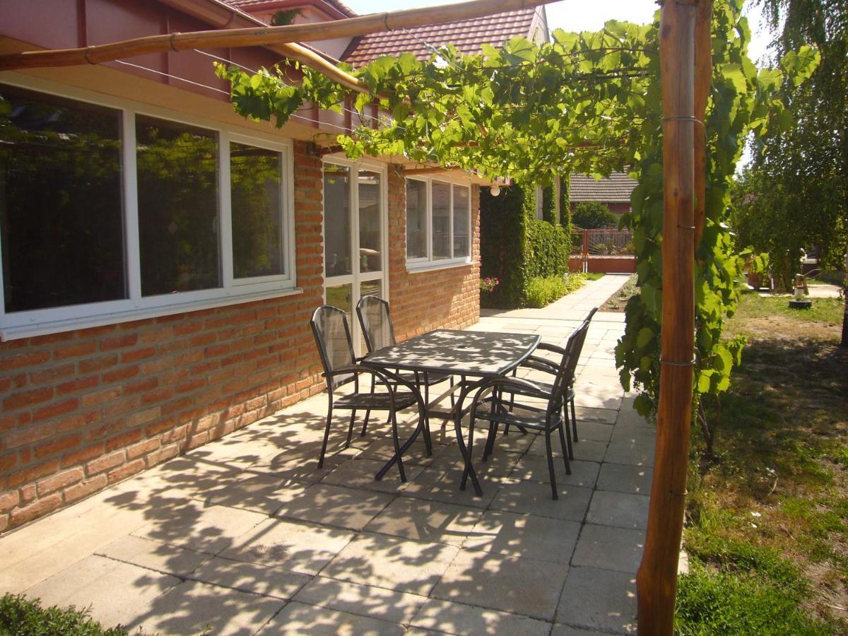 Vinny Dom - Rumcajz - Borhaz Obid Exterior photo